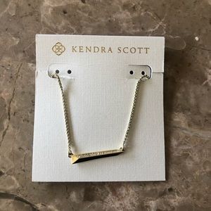 Kendra Scott Elliot Necklace